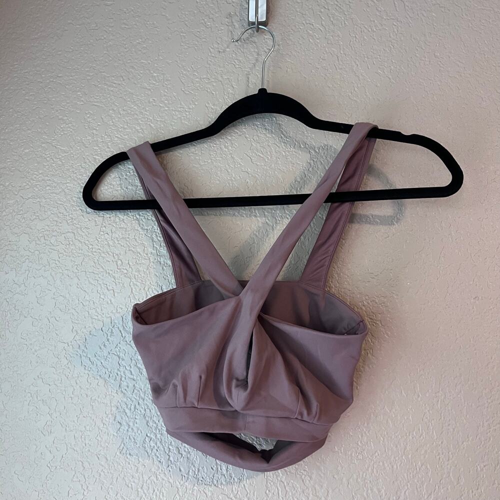 Alo Yoga Sports Bra Criss Cross Halter Opening Thick Straps Logo Workout Dusty - Picture 2 of 8